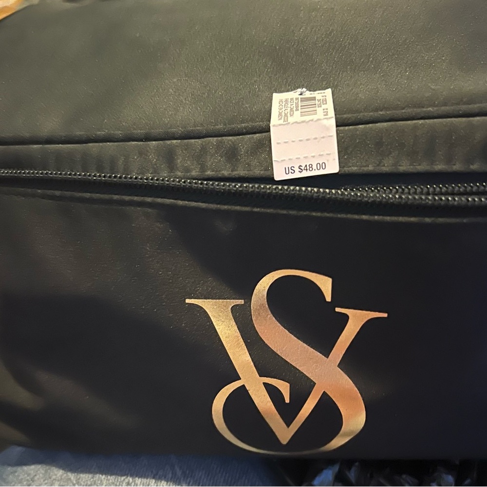 Victoria secret bra holder bag